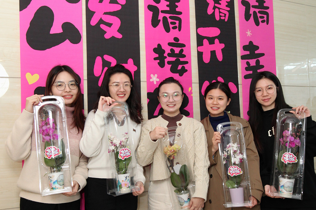 International Women's Day Flower-Giving Activity